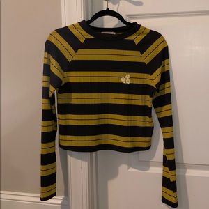 Black and Yellow Urban Outfitters long sleeve crop